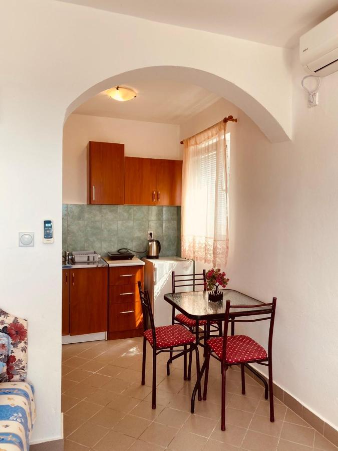 Djonovic Apartments Bar Ngoại thất bức ảnh